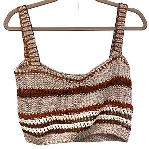 KNITTED CROP TOP